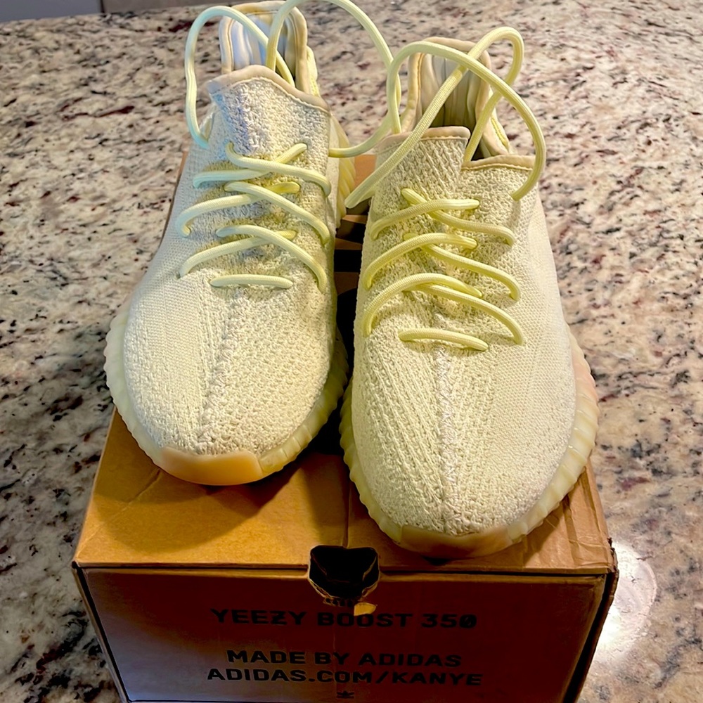 YEEZY BOOST 350 V2 BUTTER